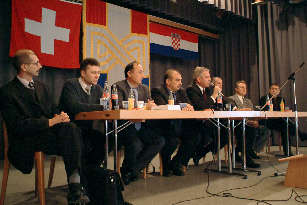 Predsjedništvo HDZ-a za Švicarsku, organizatori ove javne tribine.