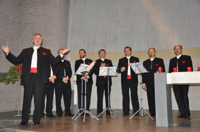 Klapa Chorus Croaticus i Bernski mandolinski orkestar oduševili švicarsku publiku u Bernu (Köniz)